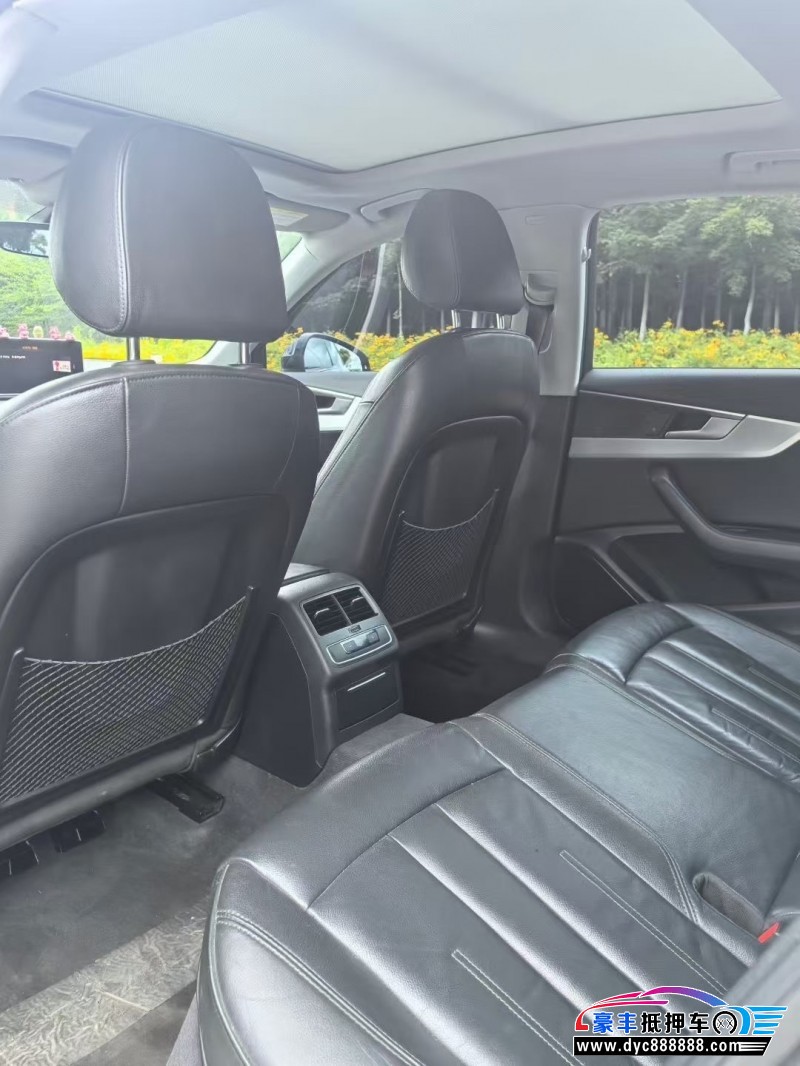 20年奥迪A4轿车抵押车出售