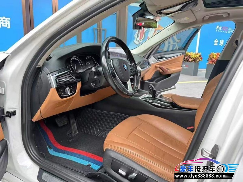 18年宝马5系轿车抵押车出售