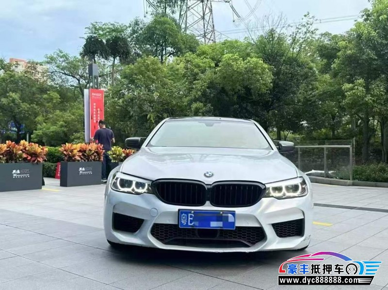 18年宝马5系轿车抵押车出售