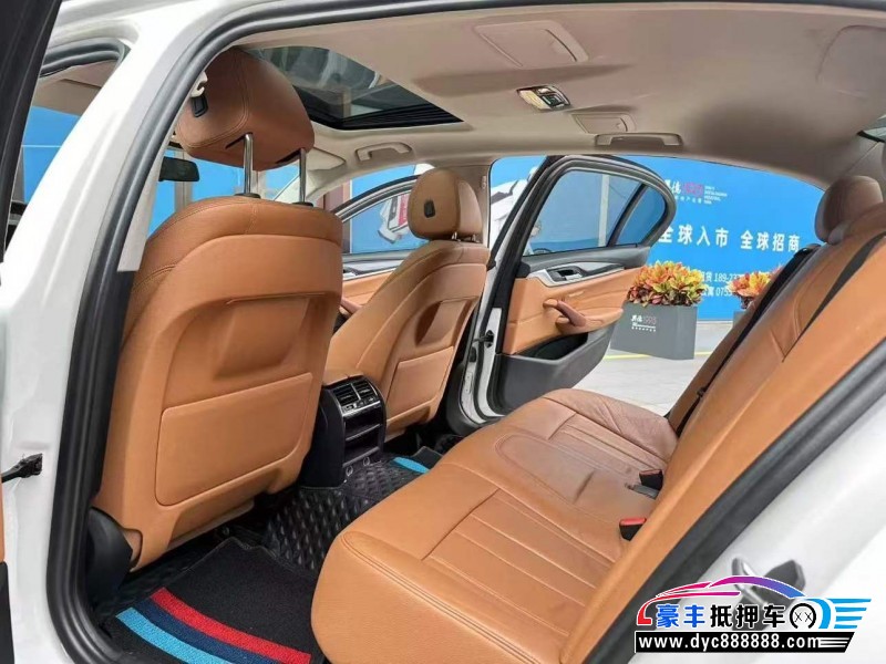 18年宝马5系轿车抵押车出售