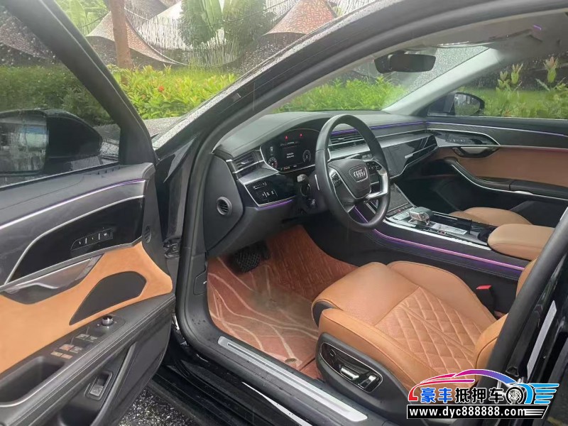 24年奥迪A8轿车抵押车出售
