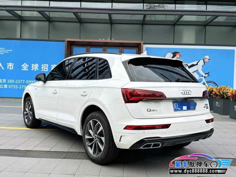 23年奥迪Q5轿车抵押车出售