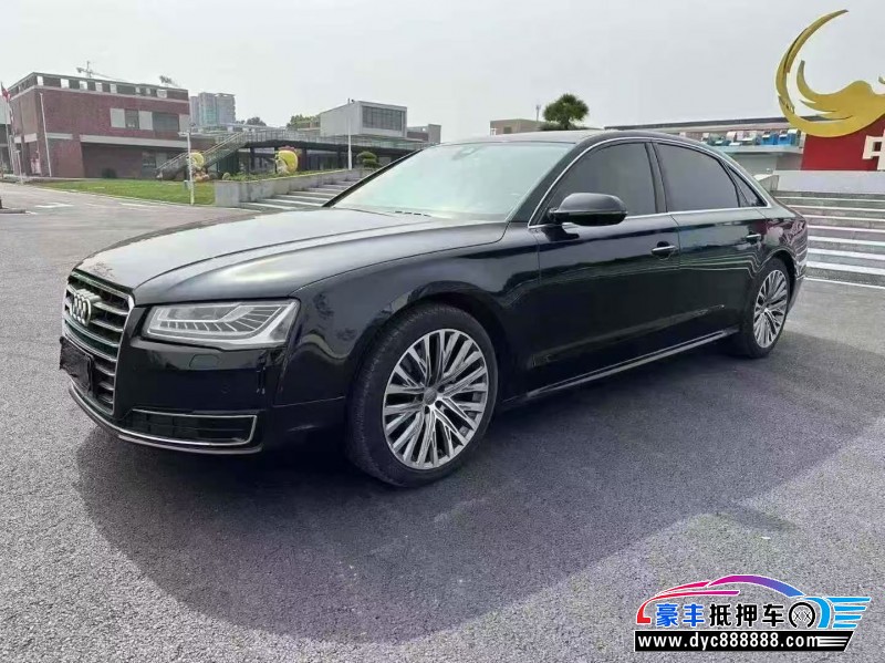 18年奥迪A8轿车抵押车出售