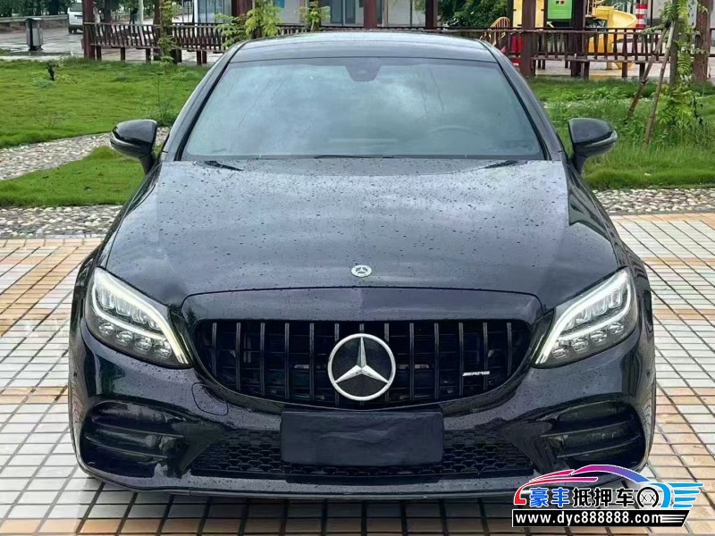 19年奔驰C轿车抵押车出售