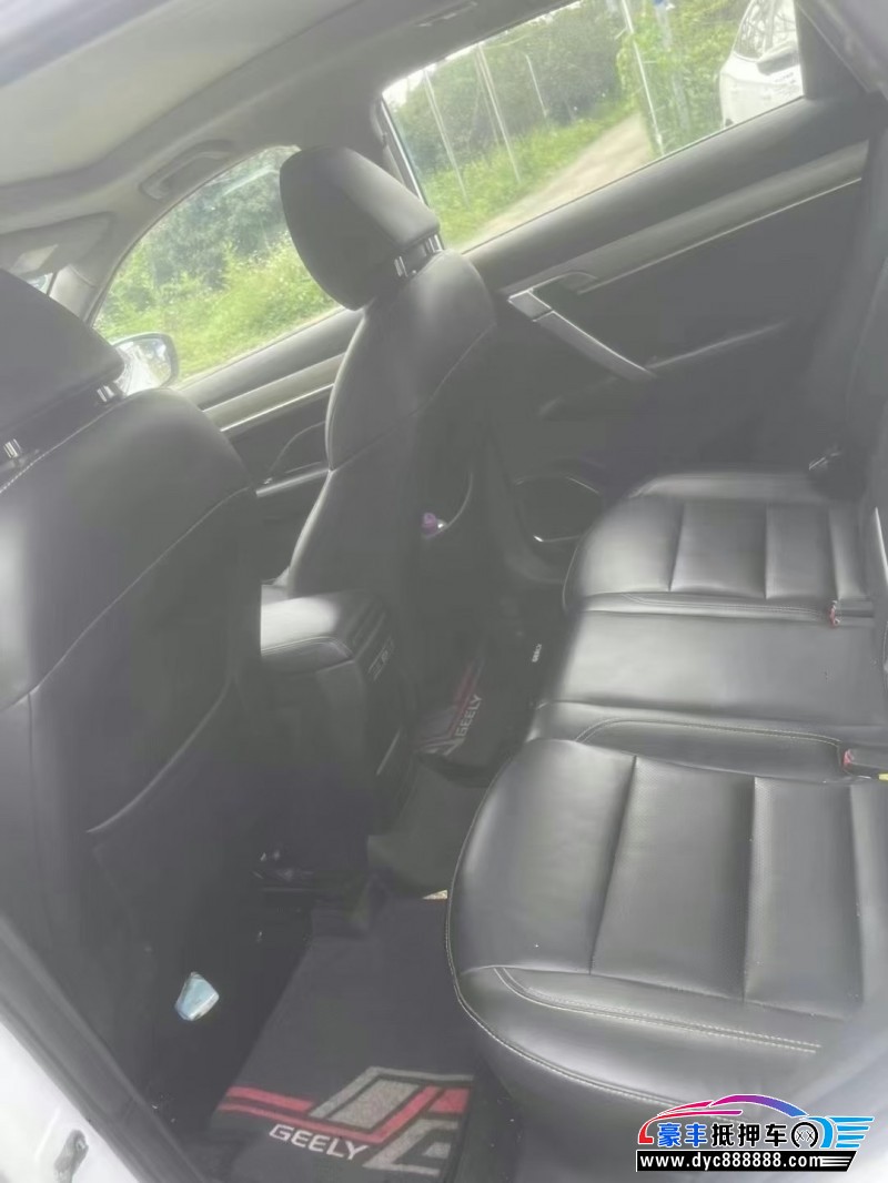 19年吉利缤越轿车抵押车出售