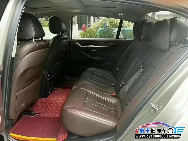 20年宝马5系轿车抵押车出售