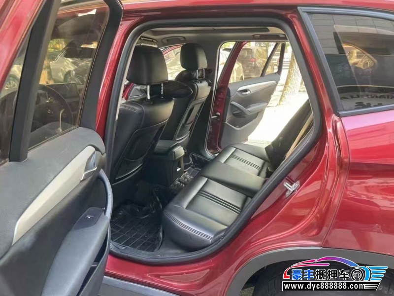 15年宝马X1轿车抵押车出售