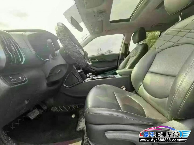 22年现代ix35轿车抵押车出售