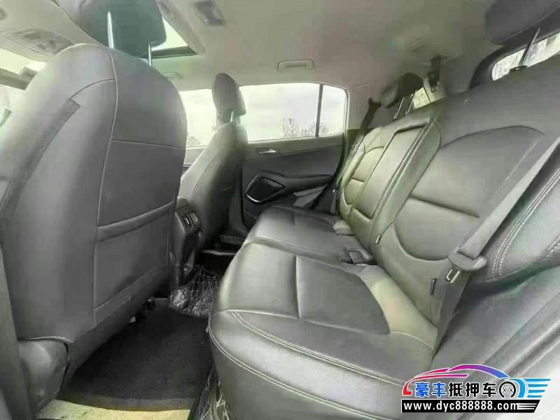 22年现代ix35轿车抵押车出售