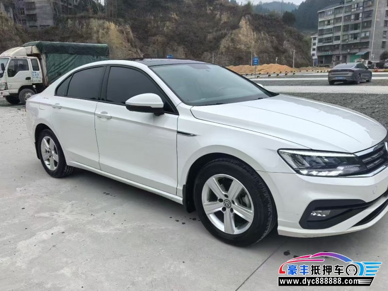 22年大众凌渡轿车抵押车出售