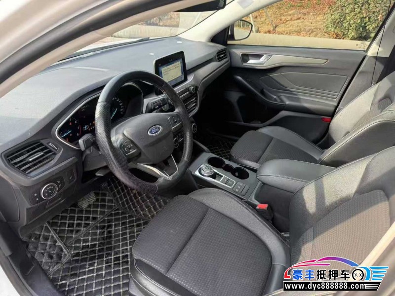 19年福特福克斯轿车抵押车出售