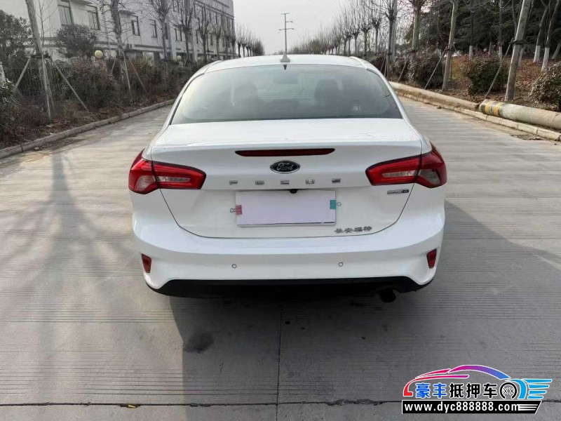 19年福特福克斯轿车抵押车出售