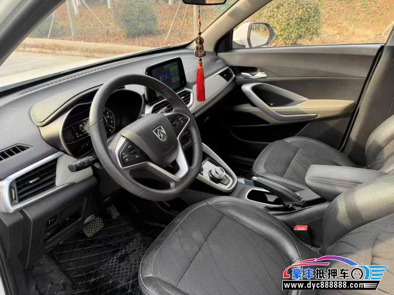 18年宝骏510轿车抵押车出售