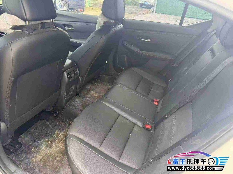 24年日产轩逸轿车抵押车出售