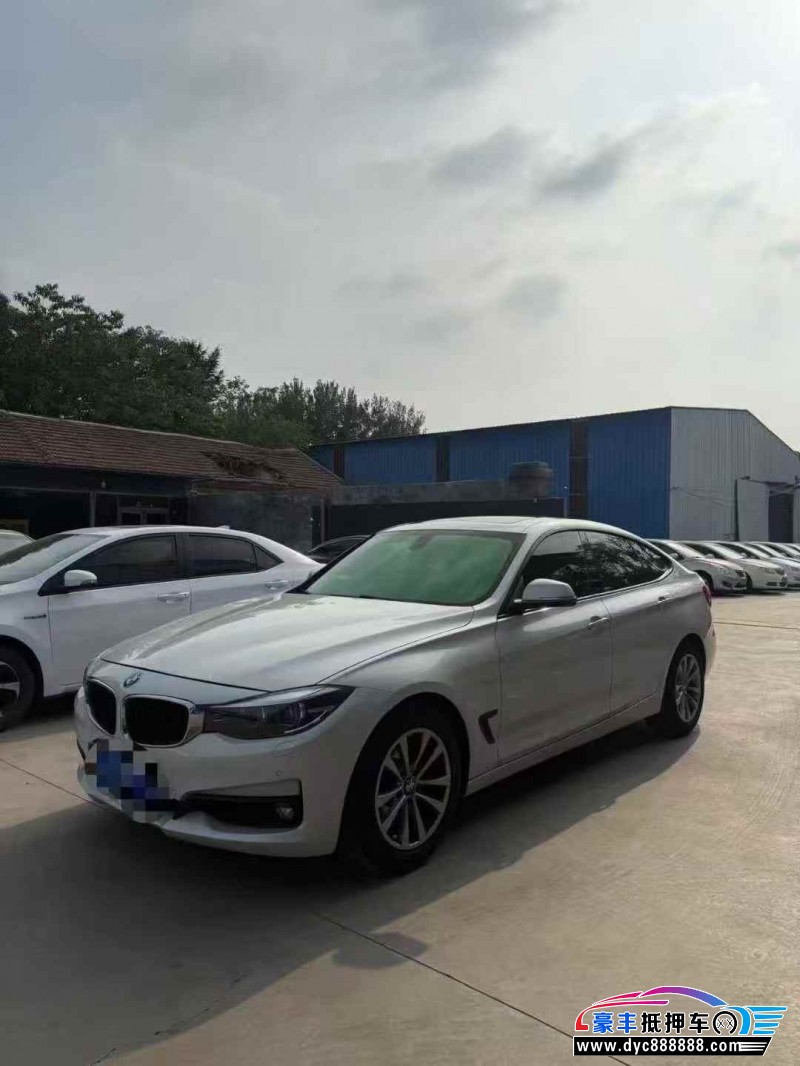 17年宝马3系轿车抵押车出售