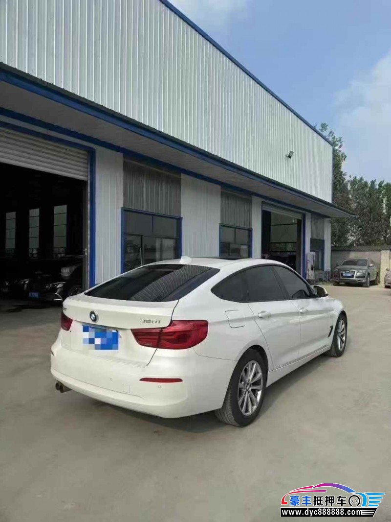 17年宝马3系轿车抵押车出售