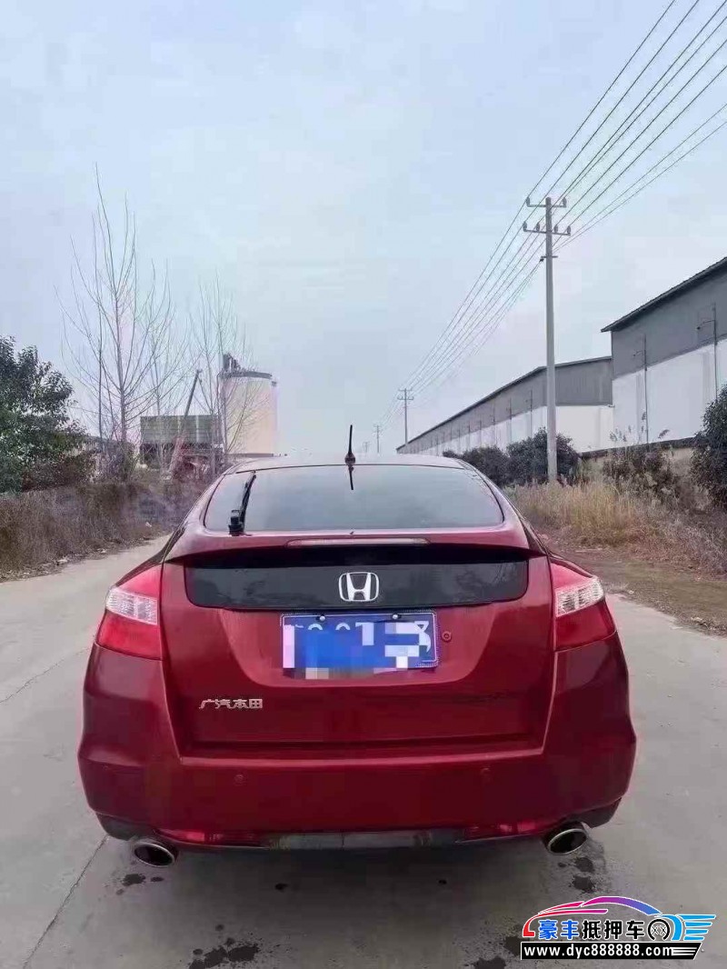 13年本田歌诗图轿车抵押车出售