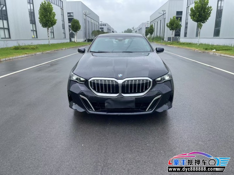 24年宝马5系轿车抵押车出售