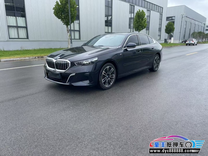 24年宝马5系轿车抵押车出售