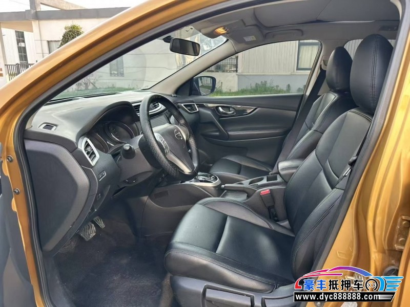 16年日产逍客轿车抵押车出售