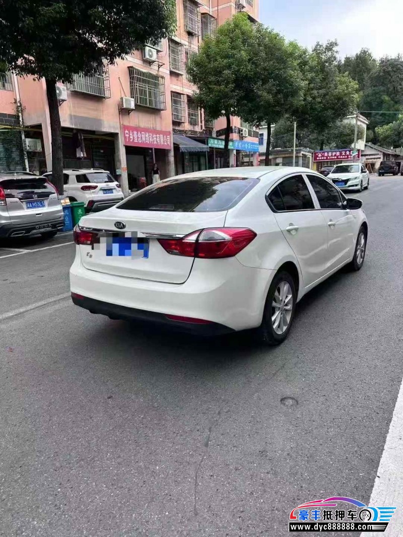 19年起亚K3轿车抵押车出售