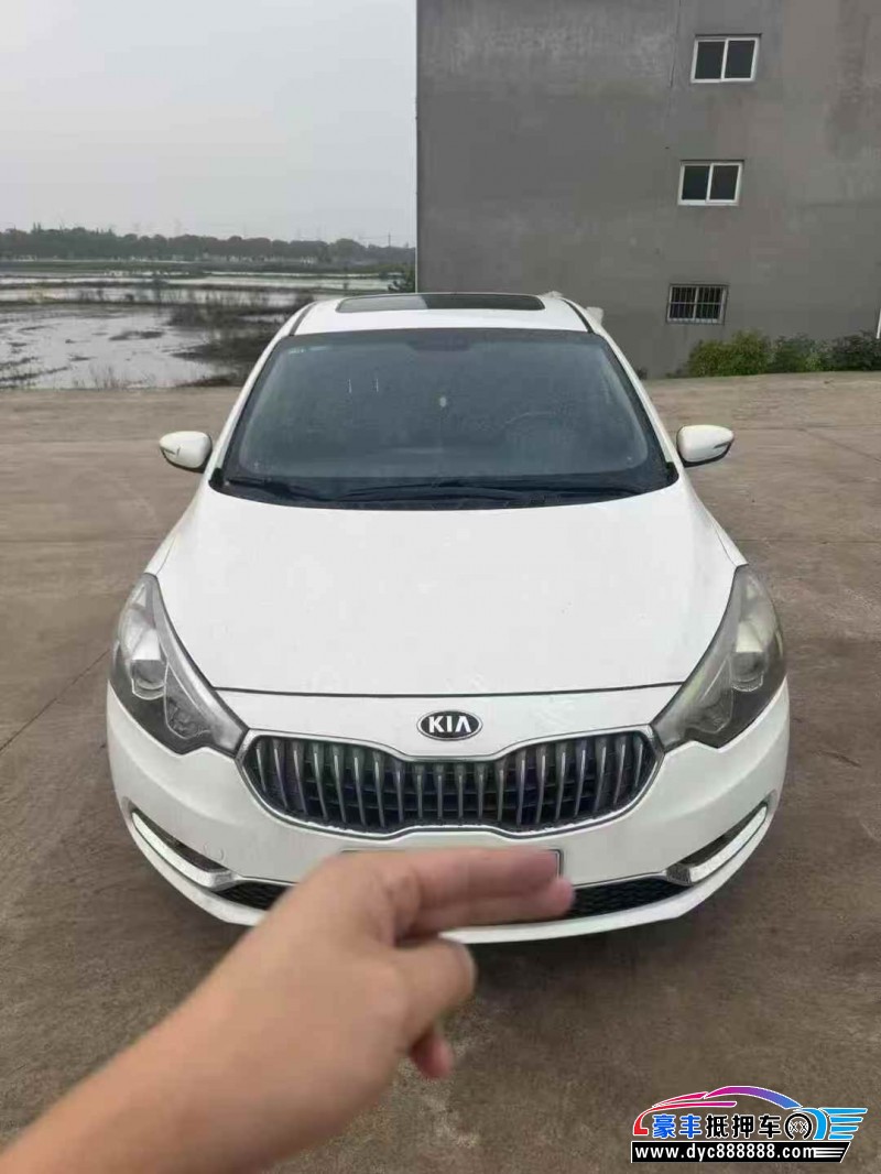 15年起亚K3轿车抵押车出售