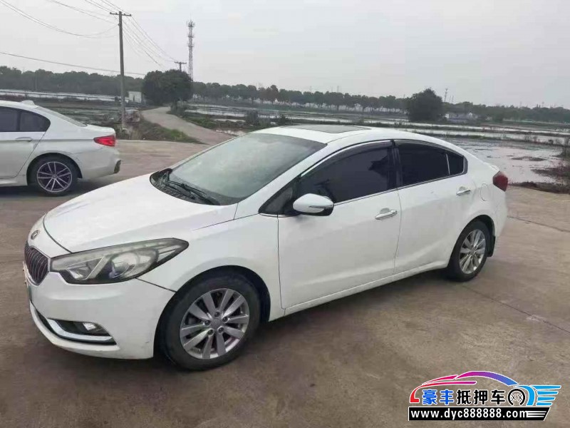 15年起亚K3轿车抵押车出售