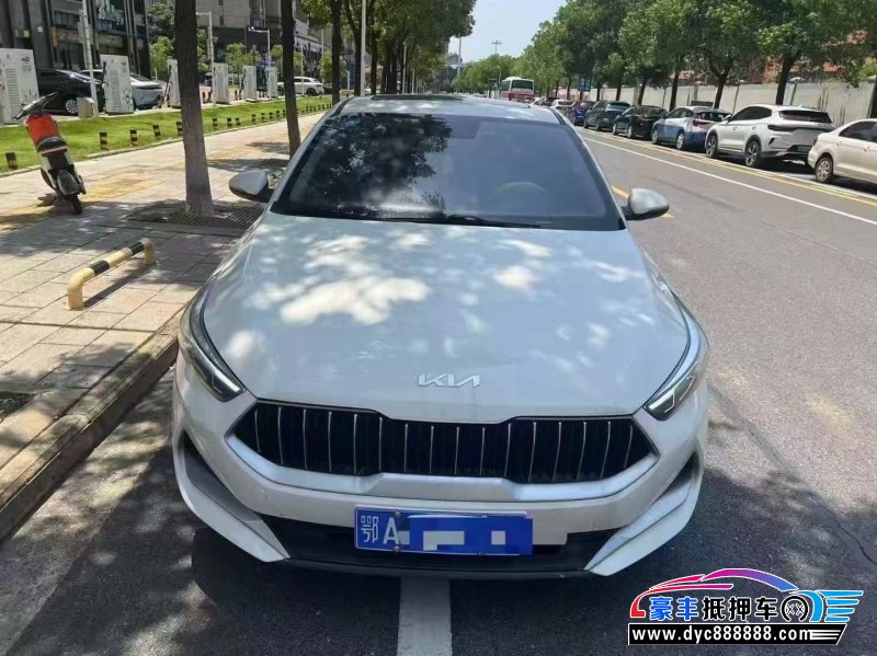 21年起亚K3轿车抵押车出售