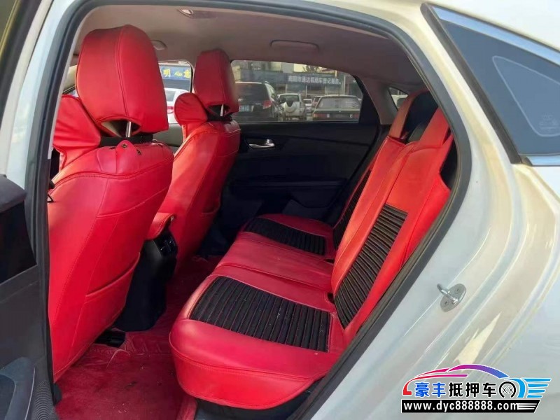 20年起亚K3轿车抵押车出售