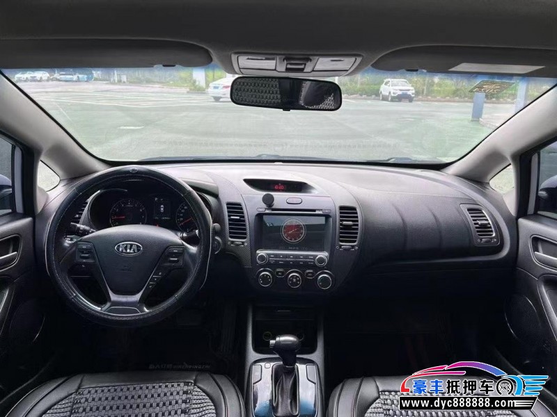 16年起亚K3轿车抵押车出售