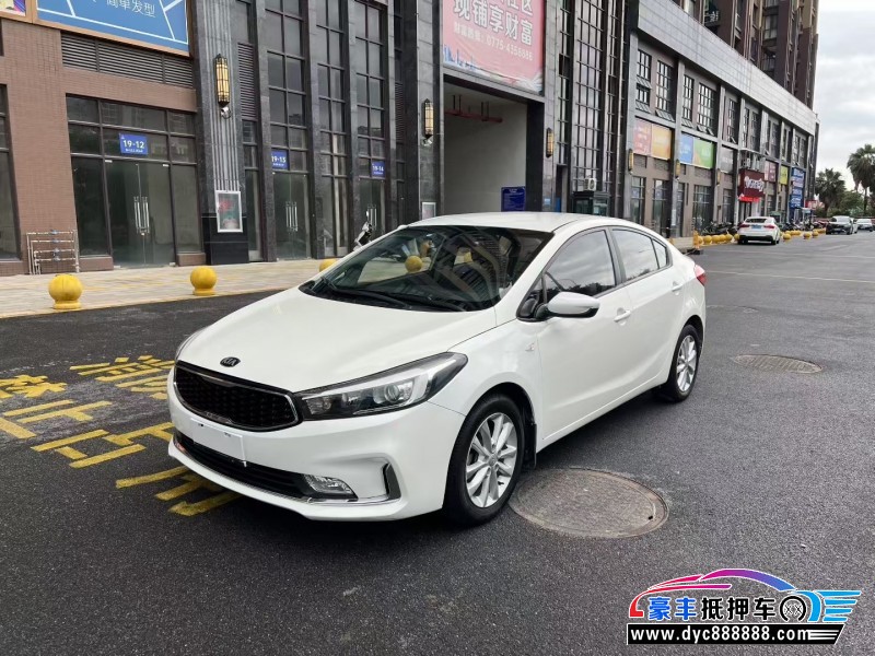 17年起亚K3轿车抵押车出售