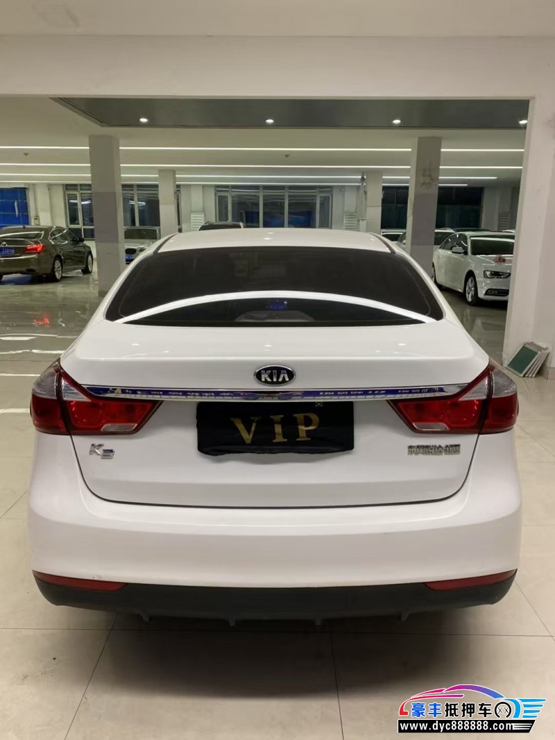 18年起亚K3轿车抵押车出售