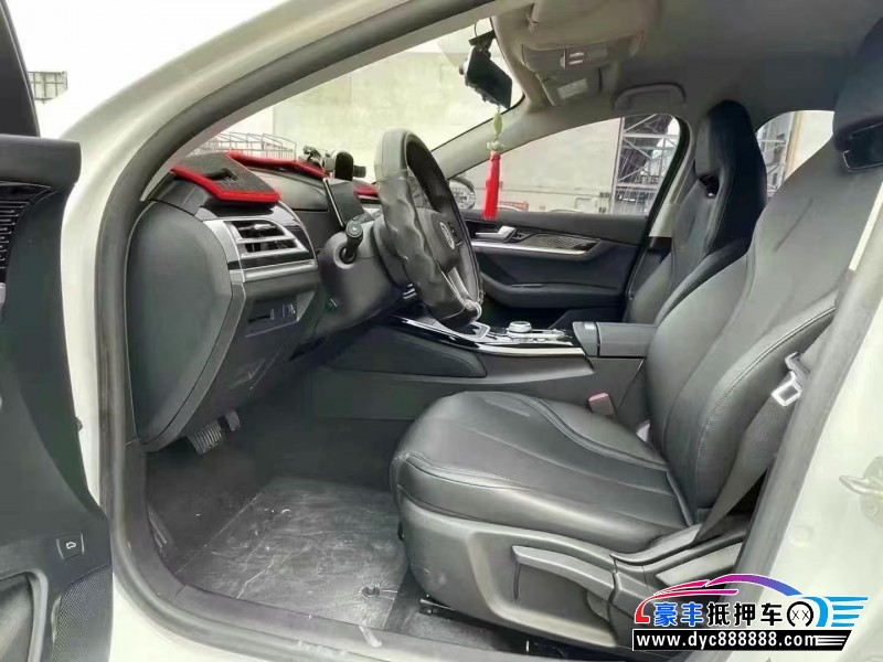 23年比亚迪秦轿车抵押车出售