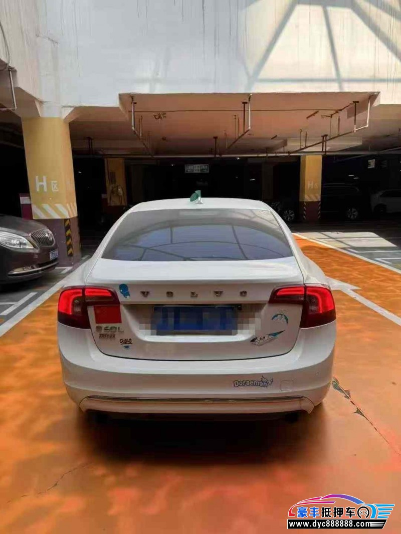 16年沃尔沃S60轿车抵押车出售