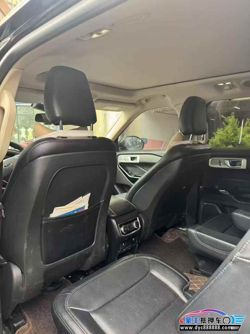 20年福特探险者SUV抵押车出售