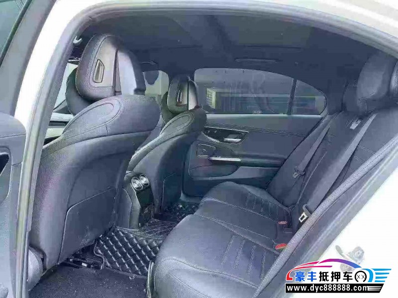 24年奔驰C轿车抵押车出售