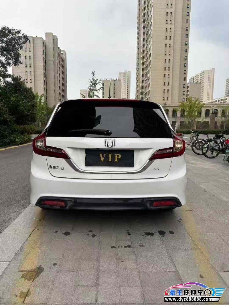 13年本田杰德轿车抵押车出售