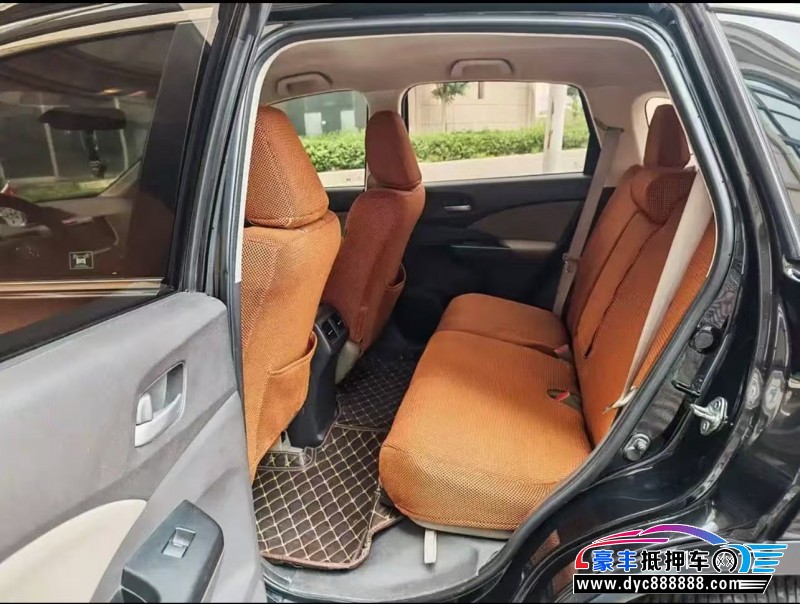 15年本田CR-V轿车抵押车出售