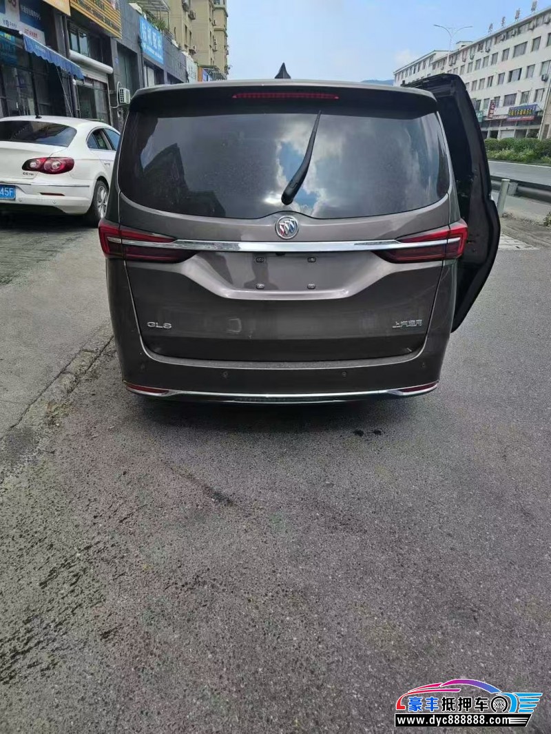 23年别克GL8轿车抵押车出售