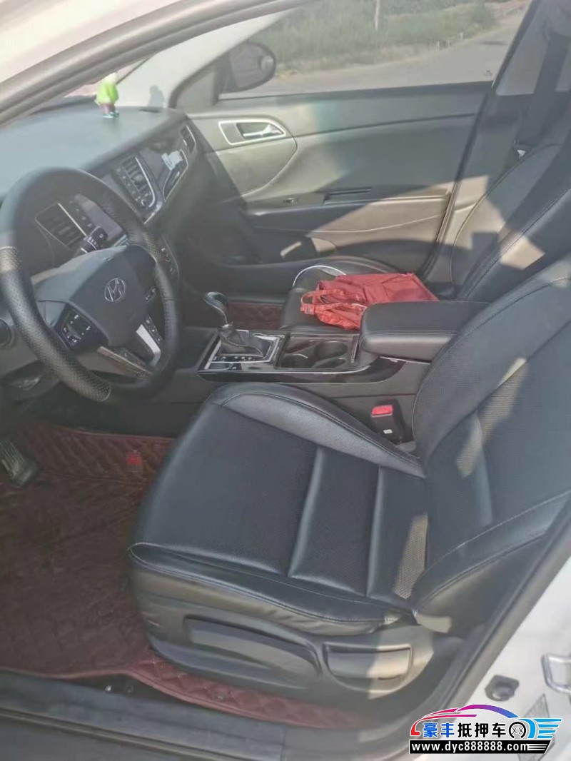 16年现代名图轿车抵押车出售