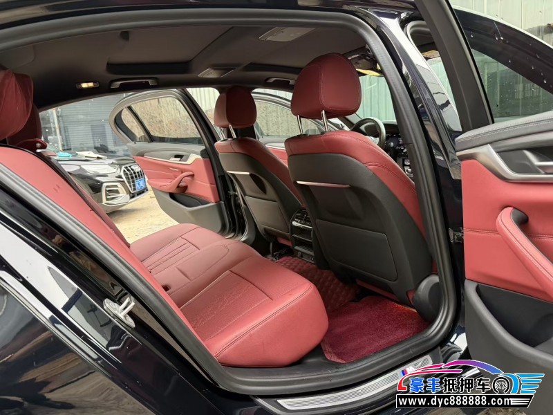 23年宝马5系轿车抵押车出售