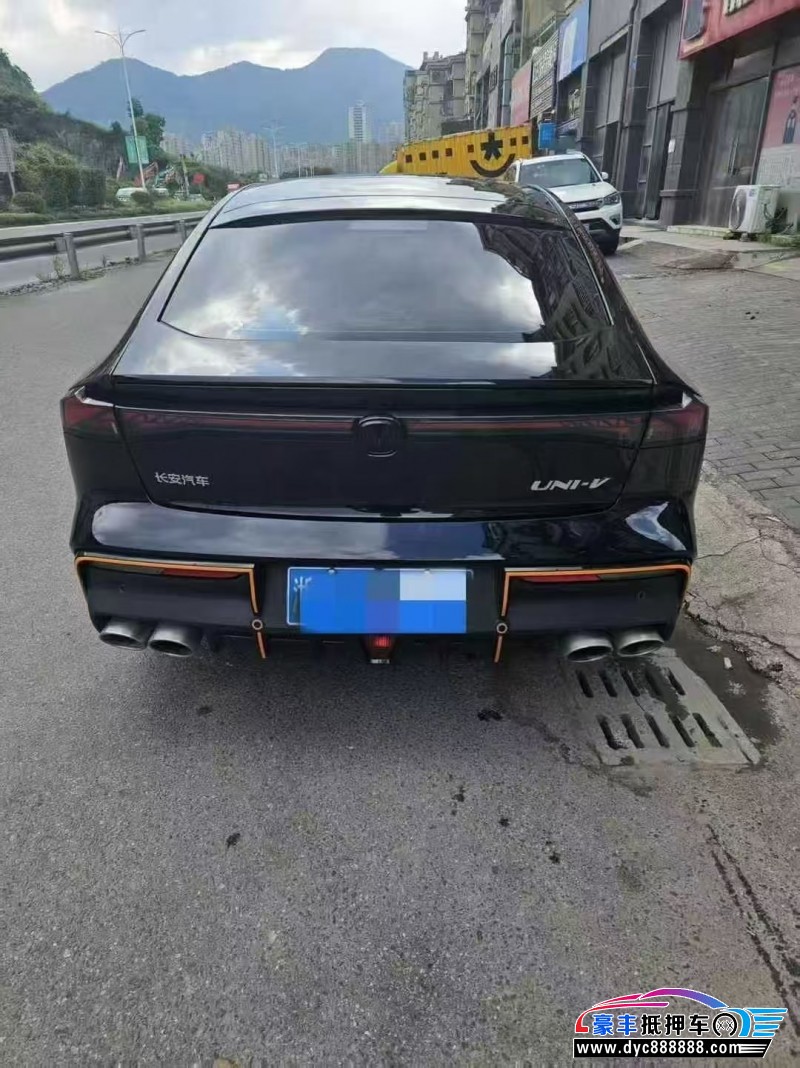 23年长安长安UNI轿车抵押车出售