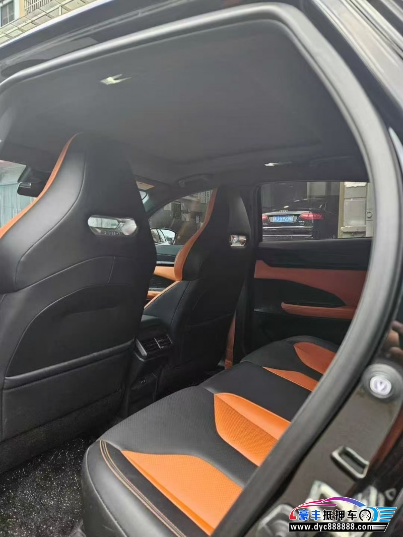 23年长安长安UNI轿车抵押车出售