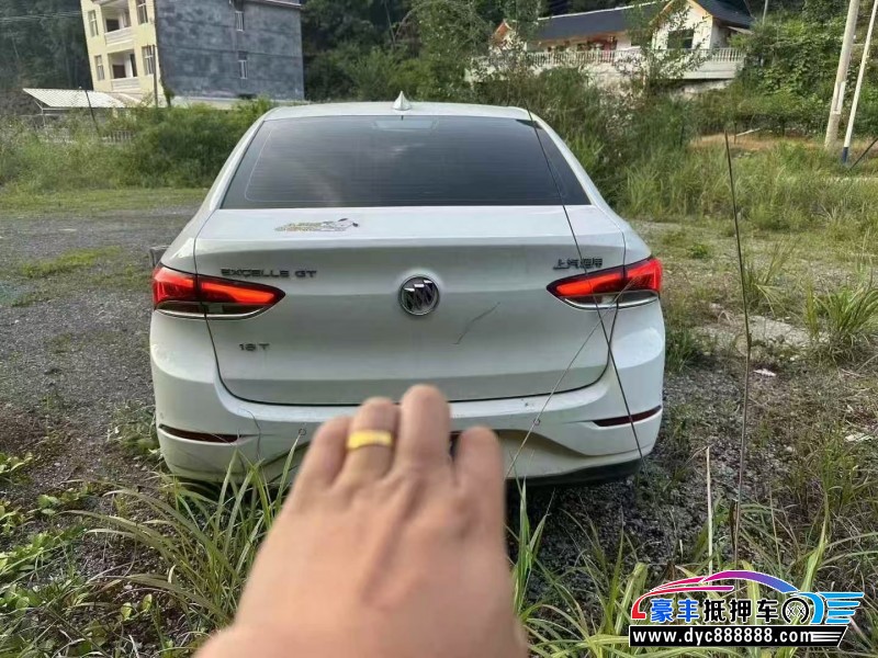 19年别克英朗轿车抵押车出售