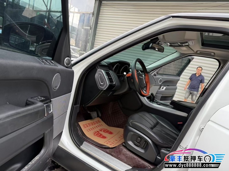 16年路虎揽胜运动轿车抵押车出售