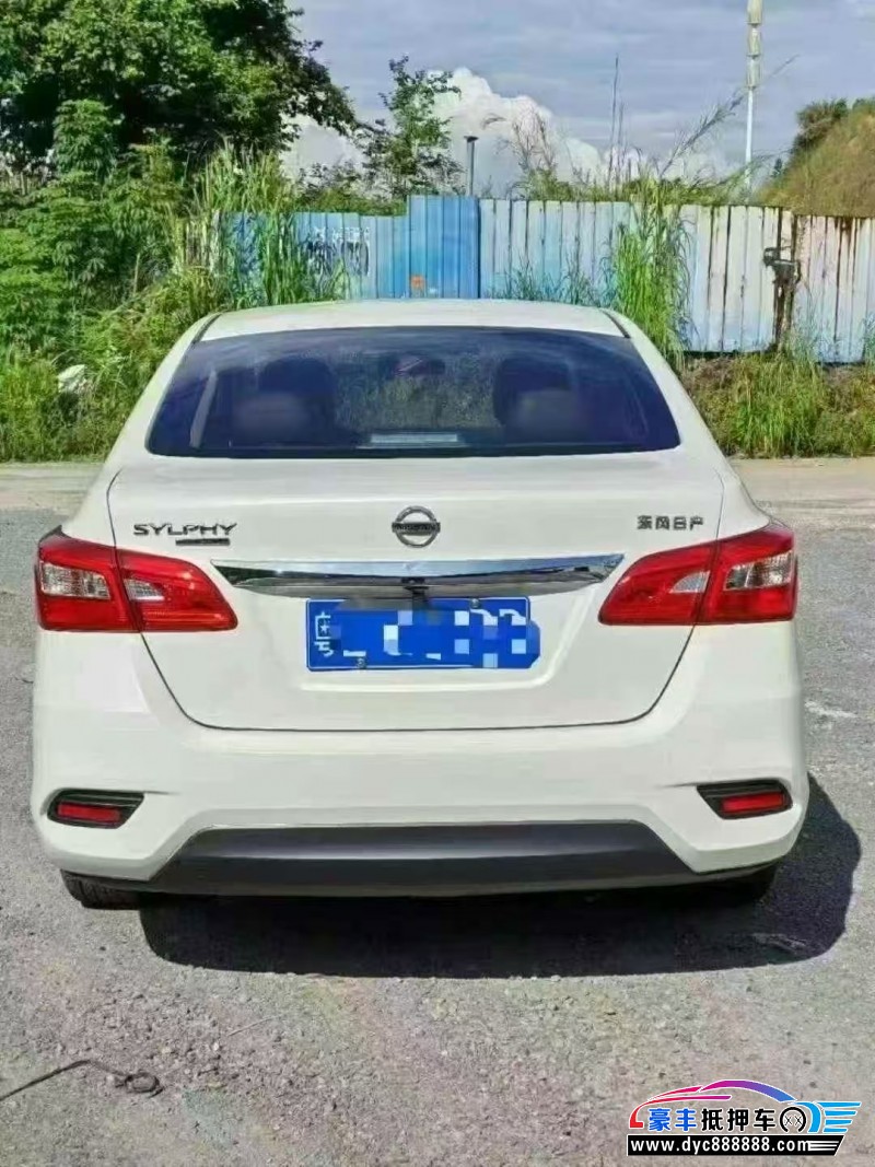 21年日产轩逸轿车抵押车出售