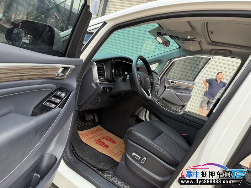 24年传祺M8轿车抵押车出售