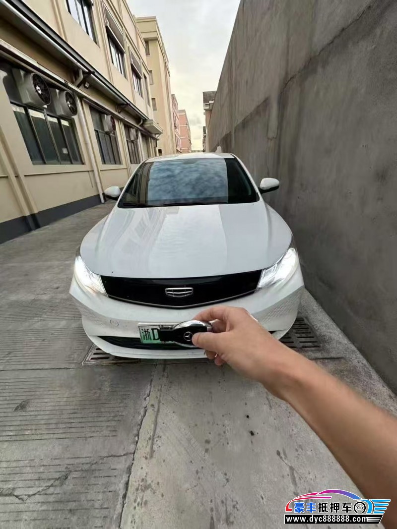 抵押车出售24年吉利帝豪EV轿车