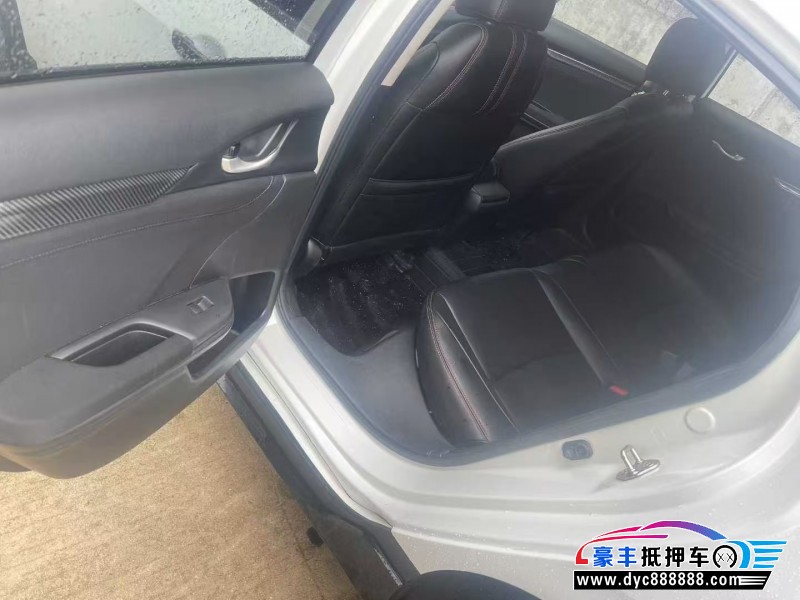 22年本田思域轿车抵押车出售