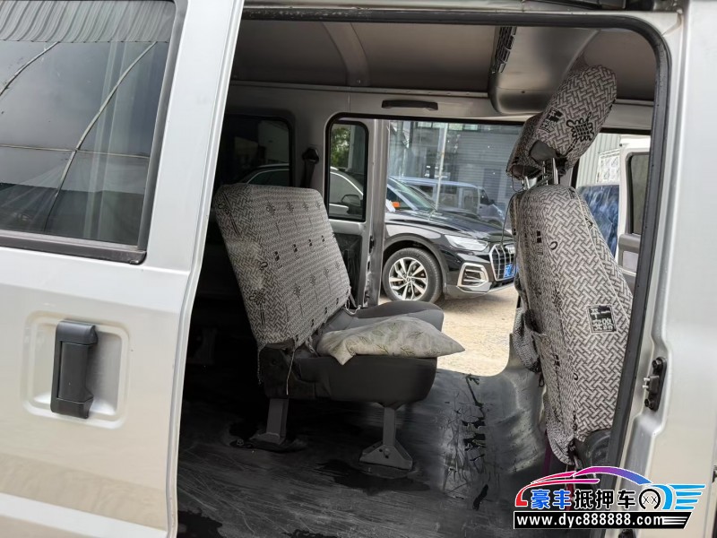 24年五菱汽车五菱荣光轿车抵押车出售